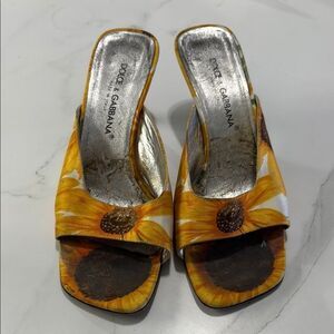 Dolce & Gabbana Women's Yellow Floral Shoes
